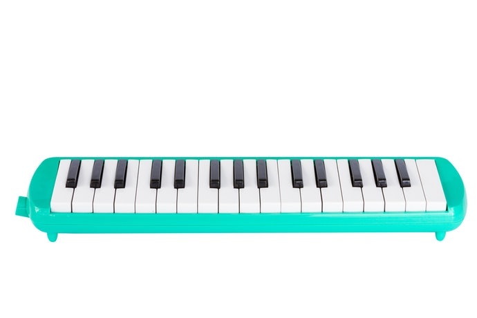 Cek jumlah tuts pianika