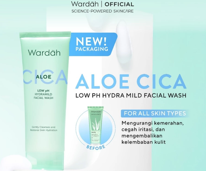 Gunakan Wardah Low pH Facial Wash untuk kulit kering dan kusam supaya wajah tetap lembap dan tampak lebih cerah