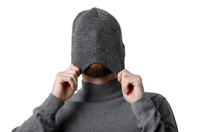 Agar makin nyaman digunakan tanpa memusingkan ukuran, pertimbangkan topi kupluk yang elastis