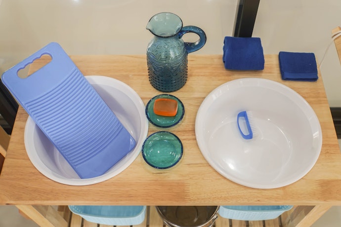Jika Anda tidak rutin menggosok, gunakan papan berukuran sekitar 20 cm x 30 cm yang mini