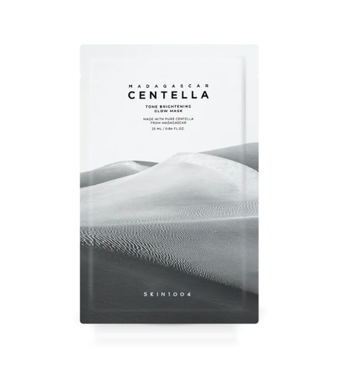 Untuk meminimalkan munculnya reaksi alergi, pertimbangkan sheet mask tanpa bahan iritan, seperti pewangi atau alkohol