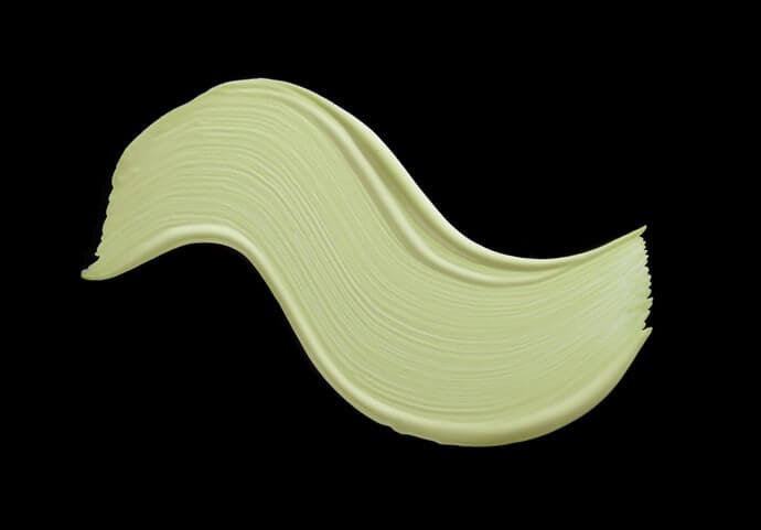 Ratakan warna kulit secara instant dengan primer color corrector