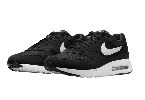 Untuk kesan formal, pilih Air Max SC atau Air Max 1 berwarna gelap yang modelnya simpel dan tidak terlalu banyak aksen