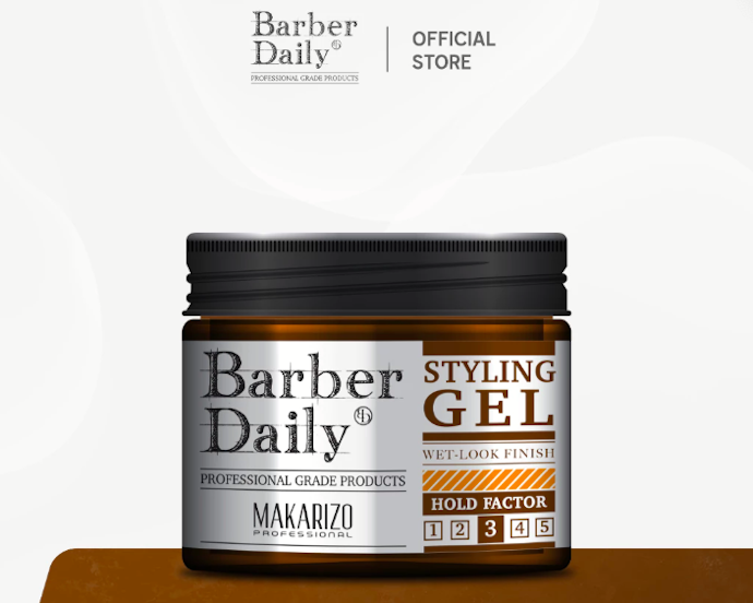 Utamakan minyak rambut yang mengandung gliserin agar rambut lembap dan mudah diatur