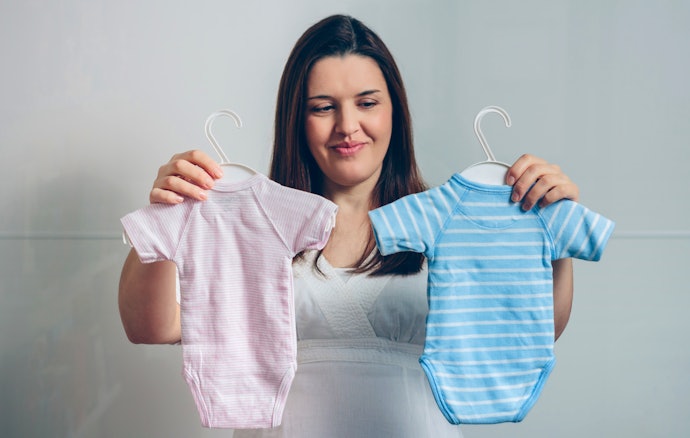 Tentukan model dan motif berdasarkan jenis kelamin bayi