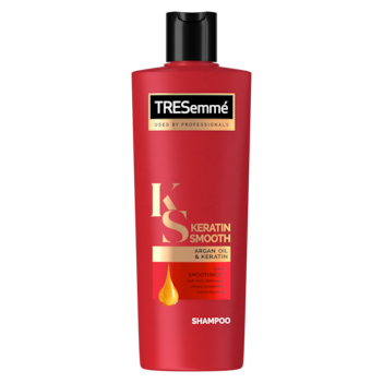 Untuk rambut kering atau mudah kusut, utamakan sampo Tresemme dengan kandungan hydrolyzed keratin