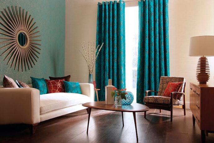Sesuaikan gorden dengan interior ruangan