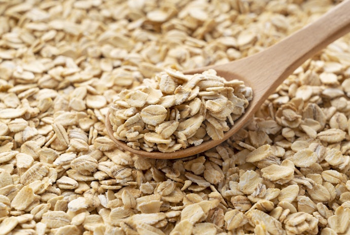 Untuk mengurangi kadar kolesterol dan merawat penyakit kardiovaskular, pertimbangkan juga produk dengan kandungan beta-glucan (serat) ≥3 gram per takaran saji