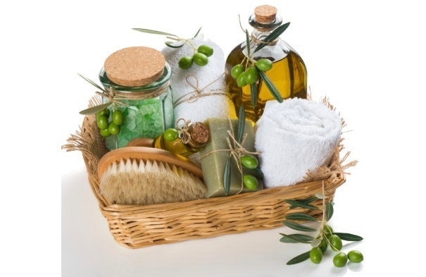 Jika Anda ingin lebih hemat, pertimbangkan produk yang dijual dalam bentuk paket atau hampers dari merek tepercaya