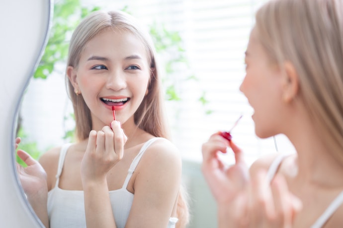 Ketahui beberapa macam tekstur lip stain