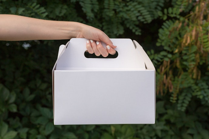 Pertimbangkan kemasan yang menarik untuk hantaran hari raya