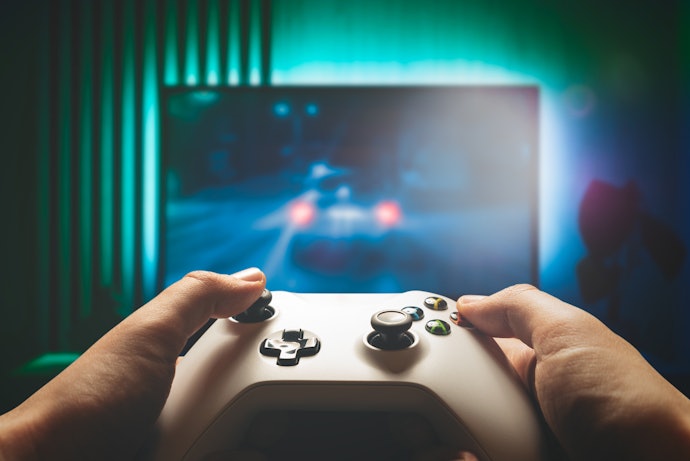 Pertimbangkan konsol game yang kapasitas memorinya bisa ditambah