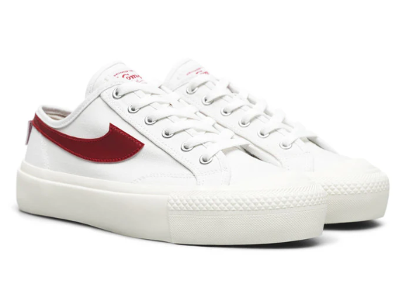 Ketahui brand sepatu putih pria lokal yang lagi trend sekarang, seperti Ventela, Aerostreet, dan Compass
