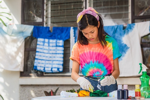 Sesuaikan media tie dye dengan kebutuhan