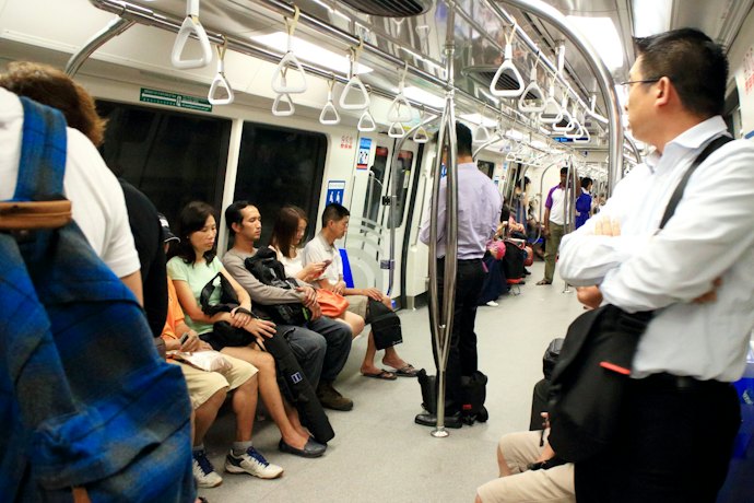 Langkah-langkah menggunakan MRT Singapura