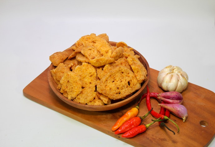 Untuk rasa basreng yang unik, cek basreng dari merek Macaroni Cuck dan Sambel Bu Djui