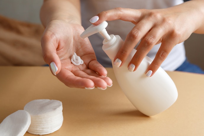 Pastikan kulit Anda normal jika ingin memilih perfumed body serum