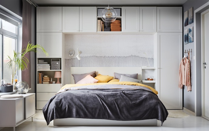 Cari motif dan warna yang sesuai dengan desain kamar