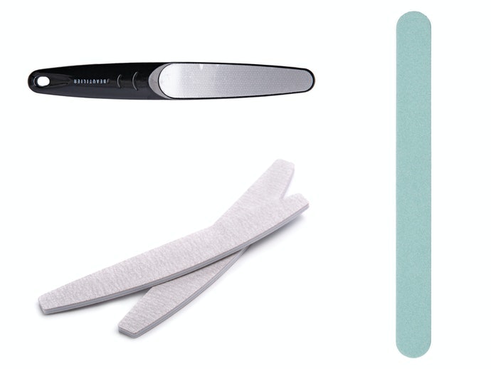 Perhatikan bentuk nail file-nya