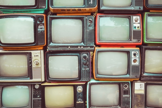 Pastikan remote sesuai dengan jenis TV yang Anda pakai, misalnya tabung atau LCD