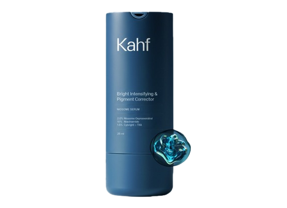 Untuk mencerahkan kulit kusam, cari serum yang mengandung eksfoliator, seperti AHA, dan bahan pencerah, seperti vitamin C