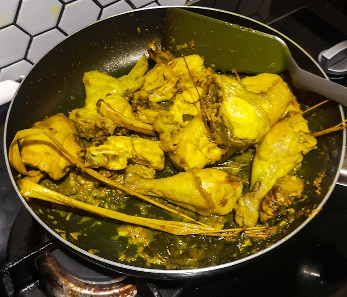 Pilih berdasarkan varian bumbu kuningnya: Bumbu Kalasan, Sunda, atau Rumahan