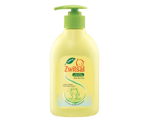 Rambut bayi Anda terlihat tipis? Pertimbangkan sampo bayi yang mengandung bahan pelembap seperti Aloe vera, minyak kemiri, dan seledri