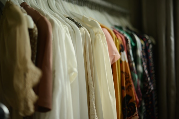 Pertimbangkan panjang lengan tunik brokat: Full length, 7/8, atau lengan pendek