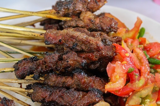 Beli bumbu sate maranggi instan untuk mendapatkan cita rasa asam manis gurih khas Sunda