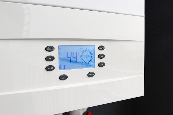 Untuk pemula, pertimbangkan water heater gas dengan display temperatur