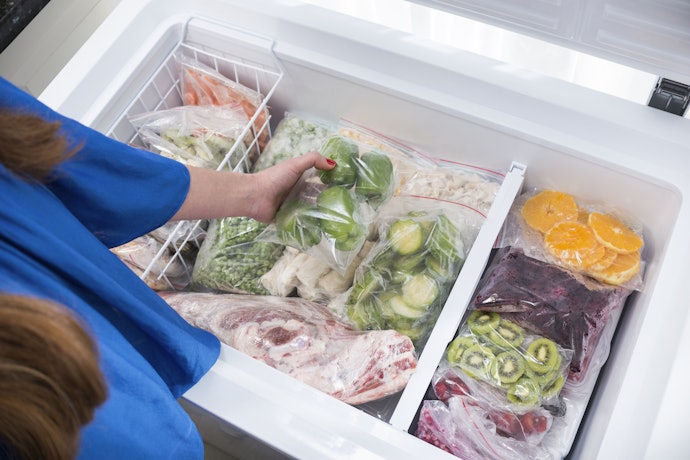 Kalau Anda tidak punya banyak waktu untuk memasak, pertimbangkan toko sayur yang menjual makanan frozen