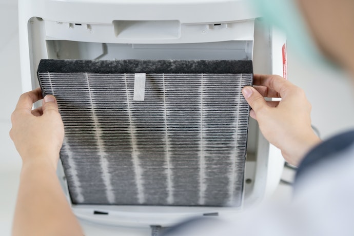 Jika tempat tinggal Anda polusinya tinggi, utamakan HEPA filter dan pre-filter; Lebih mudah dengan indikator penggantian filter