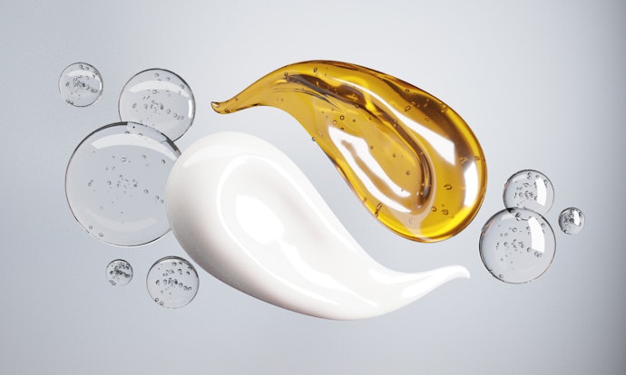 Untuk kulit berminyak, pilih sunscreen niacinamide bertekstur gel atau lotion dengan tambahan tea tree oil dan salicylic acid