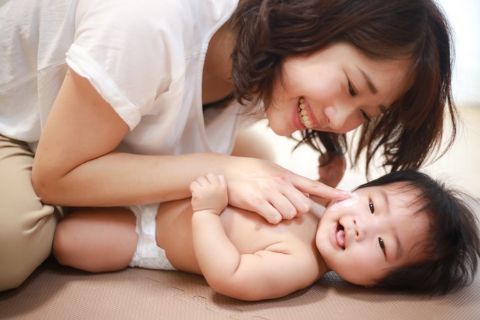 Penting! Jangan lupa memastikan ketiadaan bahan iritan, seperti pewangi dan paraben; Lebih baik lagi jika produk memiliki label hypoallergenic
