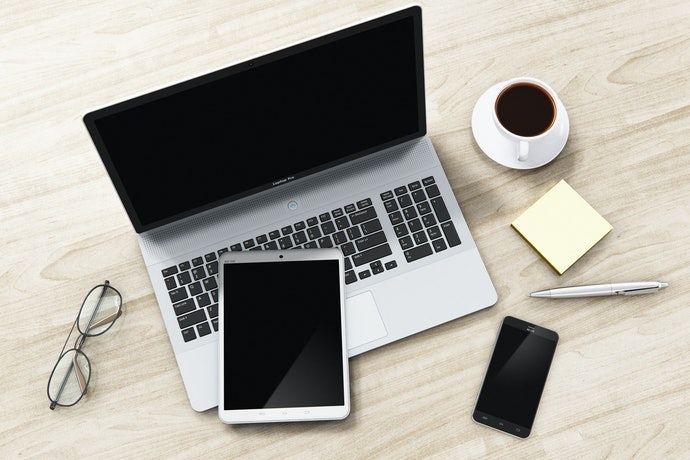 Periksa kompatibilitas USB hub dengan perangkat Anda
