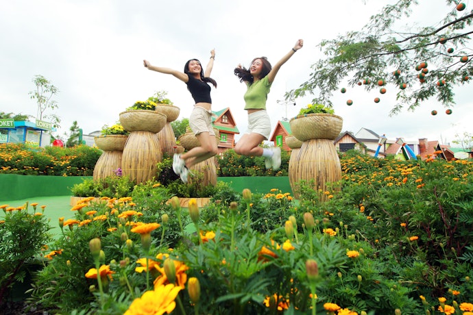 Pertimbangkan wisata Batu Love Garden, Wisata Taman Kelinci, dan Bukit Jengkoang untuk Anda yang ingin hemat