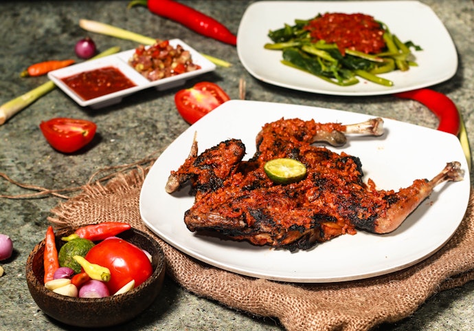 Jangan lewatkan bumbu instan ayam rica-rica, ayam woku, atau ayam taliwang kalau Anda gemar masakan pedas dan kaya rempah