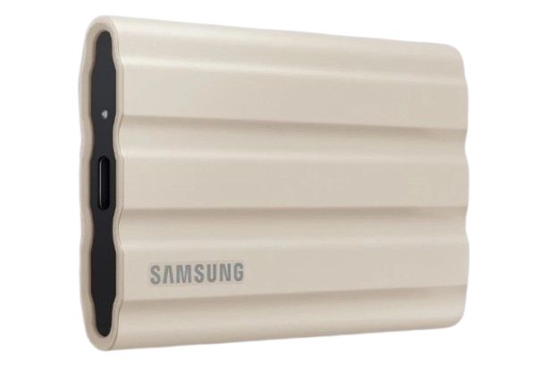 Untuk video editor, photographer, atau gamer yang sering menyimpan data berukuran besar, cari kapasitas SSD mulai 1 TB