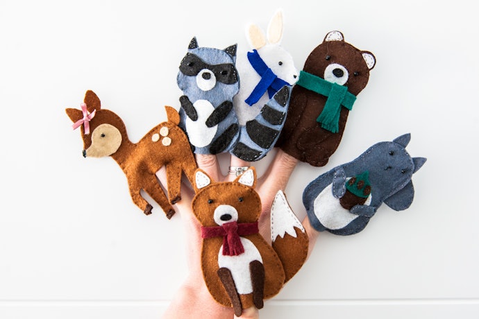 Cara membuat boneka jari dari kain flanel