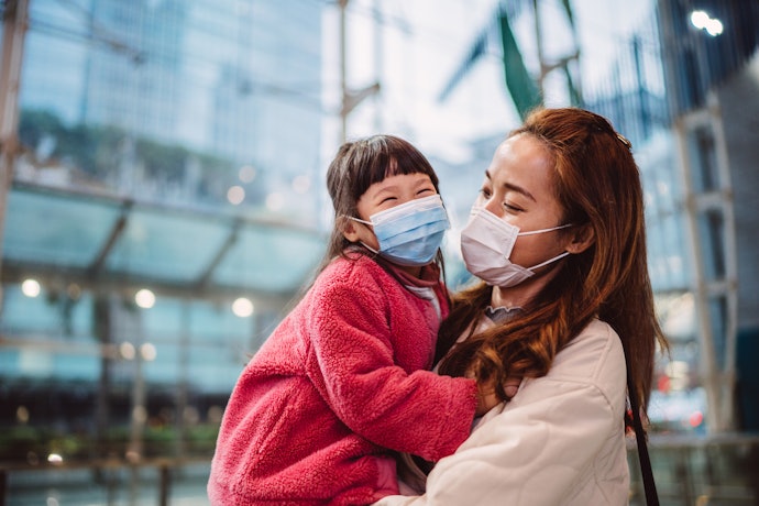 Untuk ibu dan anak, pertimbangkan merek new normal kit
