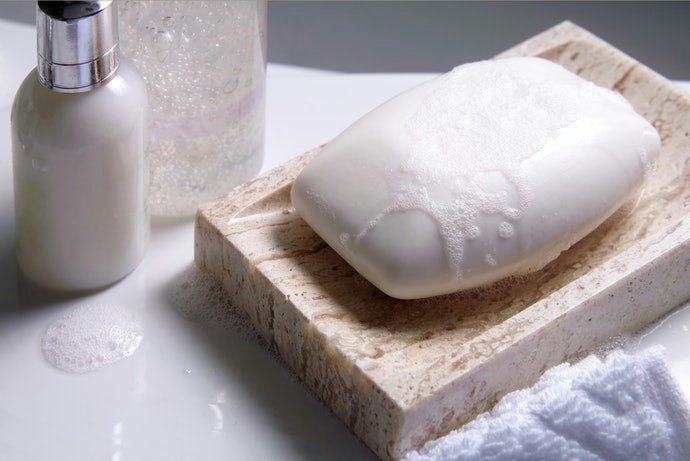 Agar mudah dibawa bepergian, cari yang modelnya portable dan ringkas