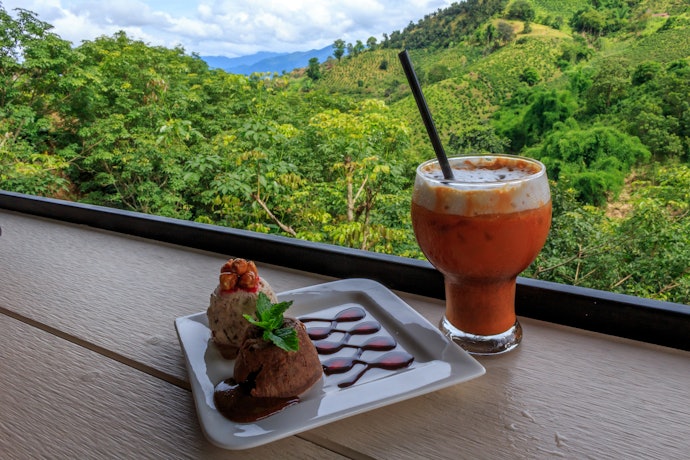 Carilah thai tea yang terbuat dari teh asli Thailand