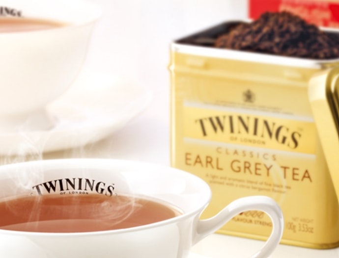 Nikmati cita rasa teh khas Inggris yang autentik dan premium dari varian Black Tea