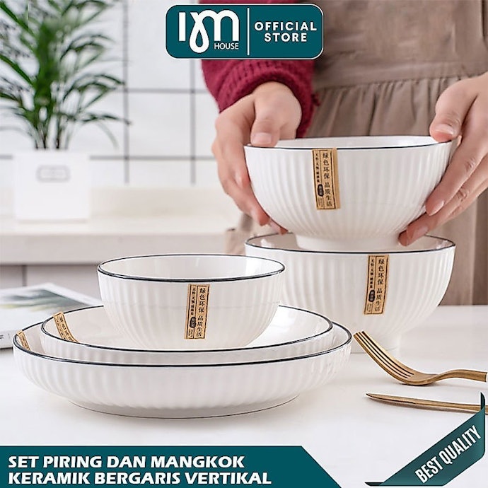 Pertimbangkan membeli set piring keramik agar lebih praktis dan matching