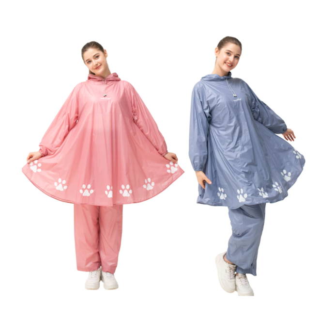 Dapatkan ukuran pas dengan mengecek lingkar dada dan pinggul serta menyisakan 5–10 cm untuk layering