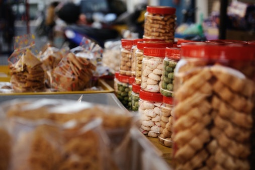 Cek ukuran dan kapasitas toples