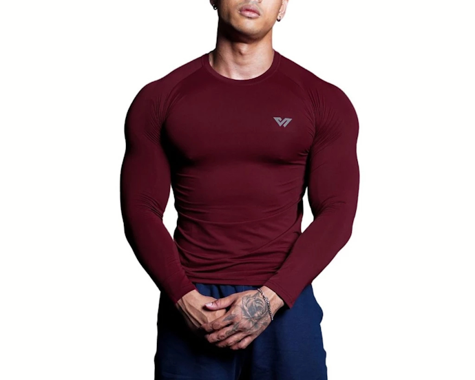 Cek compression sportswear dari WHITTAKER dan Fitwear jika Anda kerap melakukan latihan otot