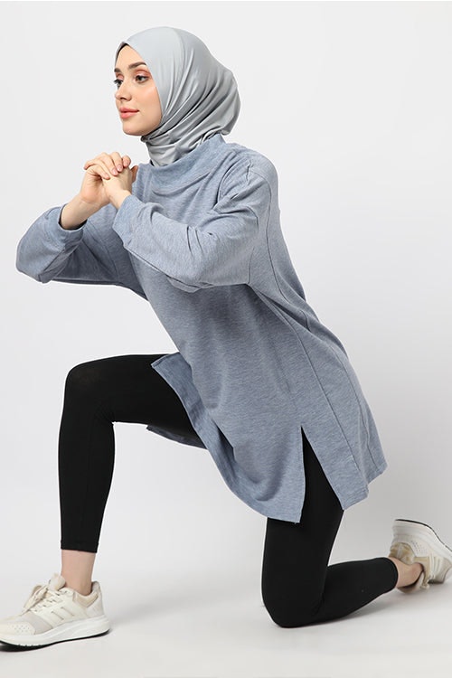 Untuk kaos olahraga, perhatikan detail kaus dan pastikan bahannya dapat menyerap keringat dengan baik
