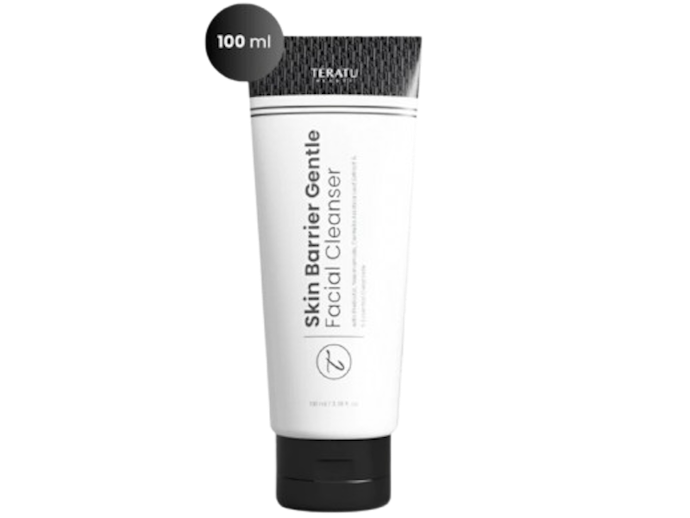 Cari facial wash dengan pH 4,7-5,7, minim detergen, serta bebas fragrance dan pewarna untuk meminimalkan risiko iritasi