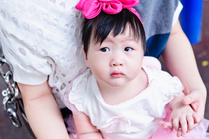 Ingin bando bayi yang ada rambutnya? Pilih yang nyaman dipakai dan tidak membuat gatal, ya, Bun!